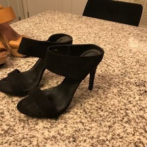 Womens black suede heels